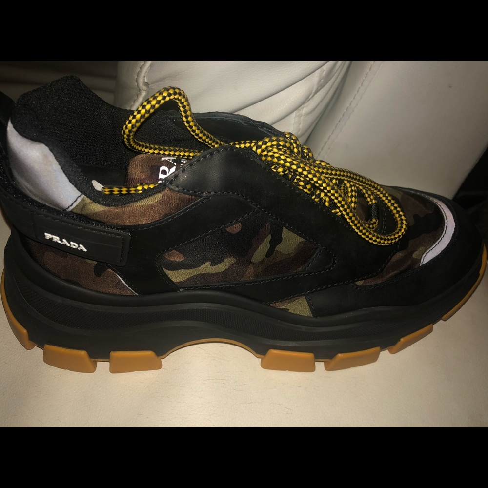 New Prada black cameo chunky sneakers 2EE324